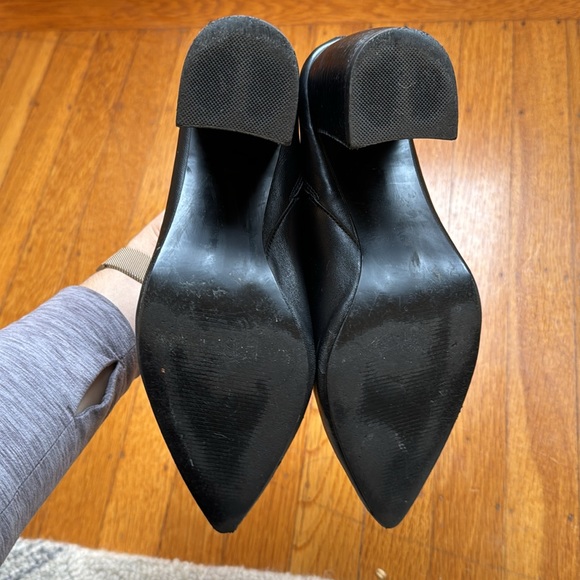 Steve Madden Solid Black Leather Block-heeled Mule - Picture 5 of 13